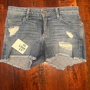 Fran denim jean shorts 
Linda style light wash
Size 25